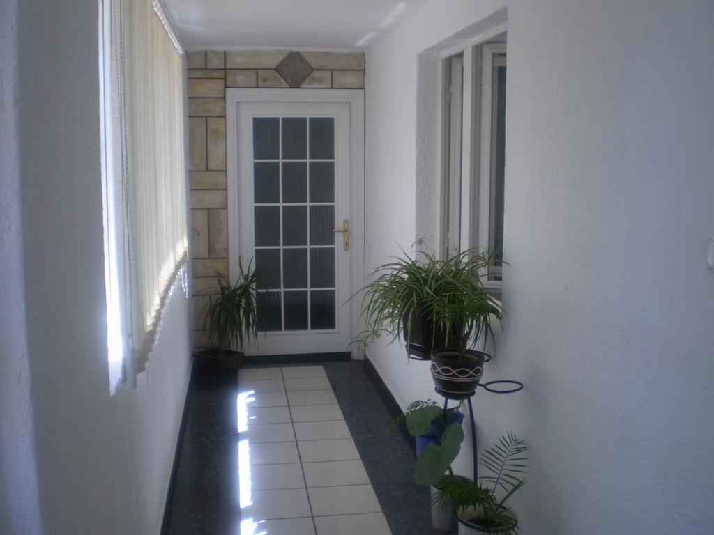 Apartments Barbara Senj  Habitación foto